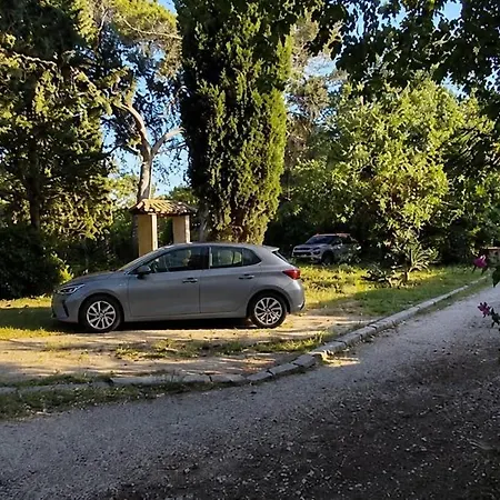 Location Maison Climatisée Avec Jardin Arboré Et Barbecue Сasa de vacaciones *